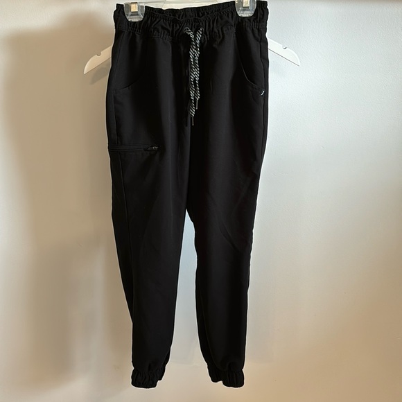 Jaanuu jogger scrubs. - Picture 1 of 8